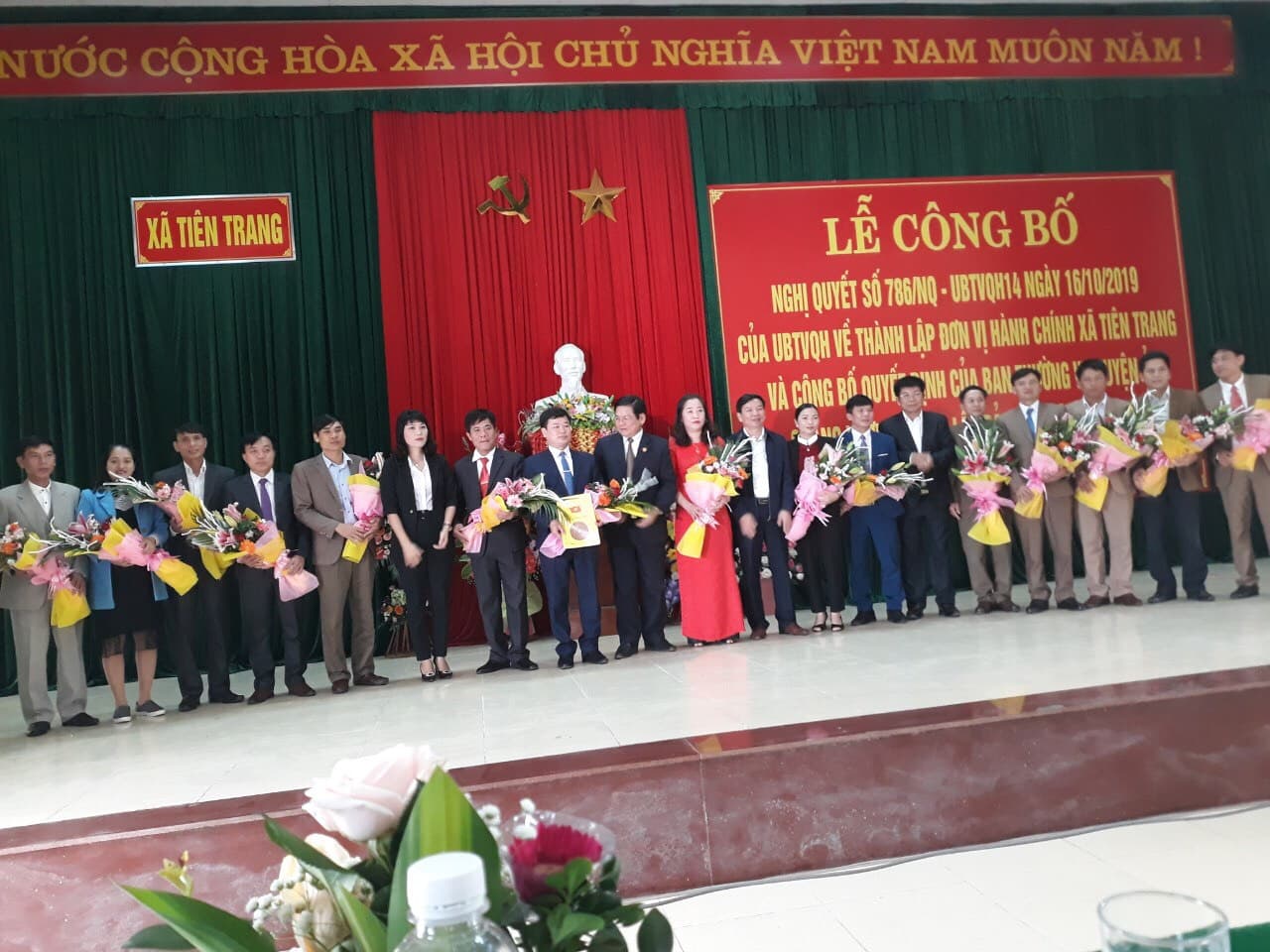 Công bố Nghị quyết 786/NQ-UBTVQH14 về thành lập xã Tiên Trang